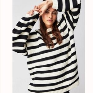 Free People Links Pullover 🖤 small